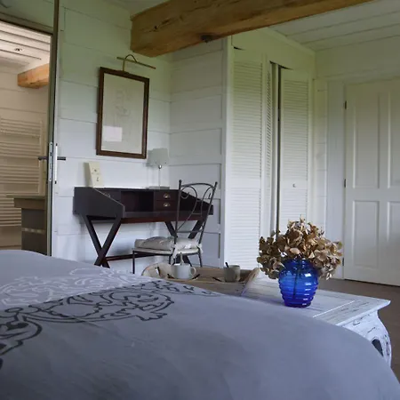 Bed and breakfast La Grange Des Marettes 4*