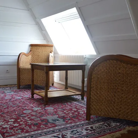 La Grange Des Marettes Bed and breakfast