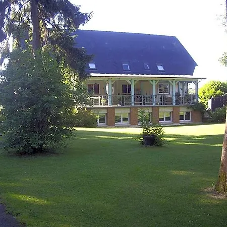 Oda ve Kahvaltı La Grange Des Marettes 4*